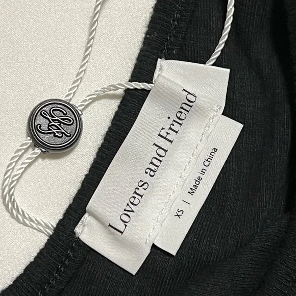 Lovers and friends, black onesie - Picture 2 of 3